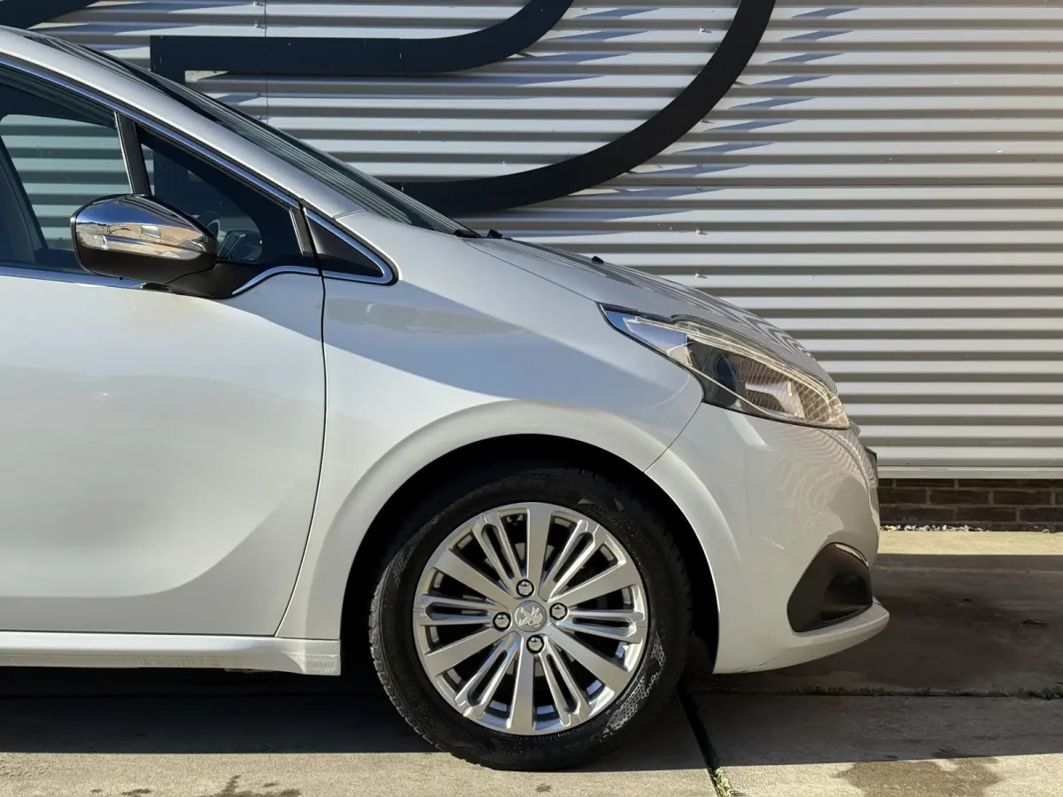 1.6 BlueHDi Blue Lease Executive 2e Eigenaar|Navi|Carplay|Clima|Cruise|PDC|N.A.P|Nieuwe APK bij Aflevering
