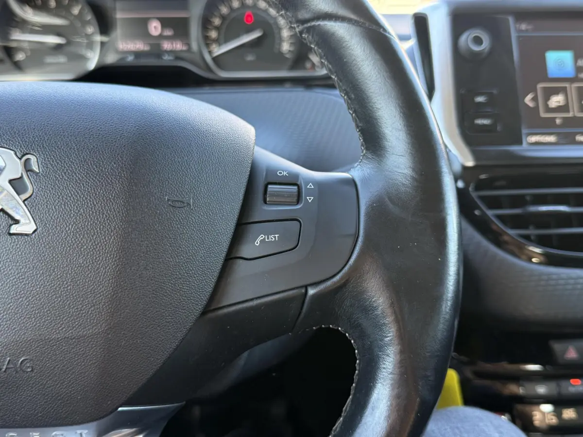 1.6 BlueHDi Blue Lease Executive 2e Eigenaar|Navi|Carplay|Clima|Cruise|PDC|N.A.P|Nieuwe APK bij Aflevering