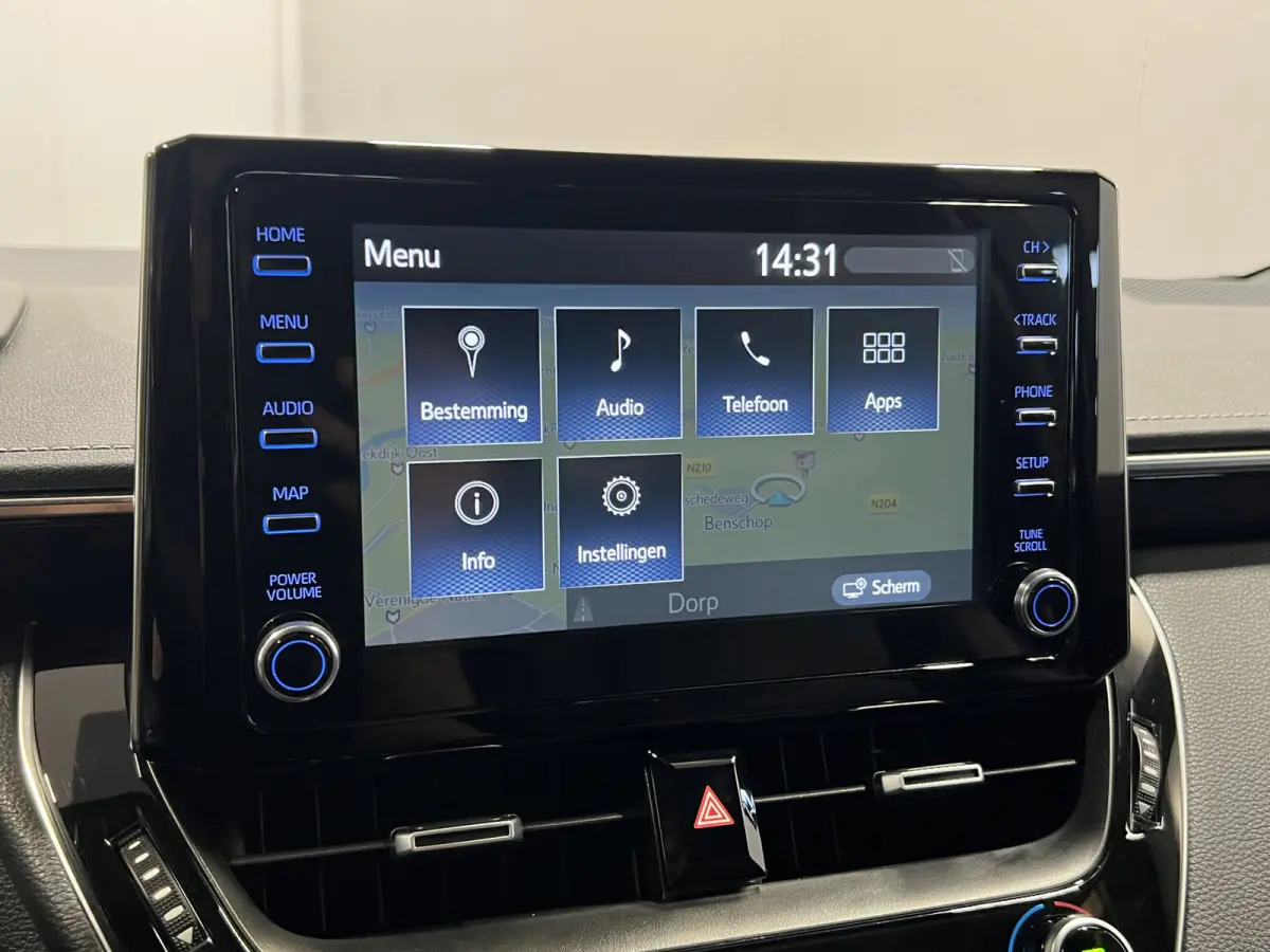 1.8 Hybrid Executive | Navigatie/Android/Apple Carplay | LM Velgen 17" | Voorstoelen Verwarmd | Achteruitrijcamera | Cruise Control Adaptief | Airco |