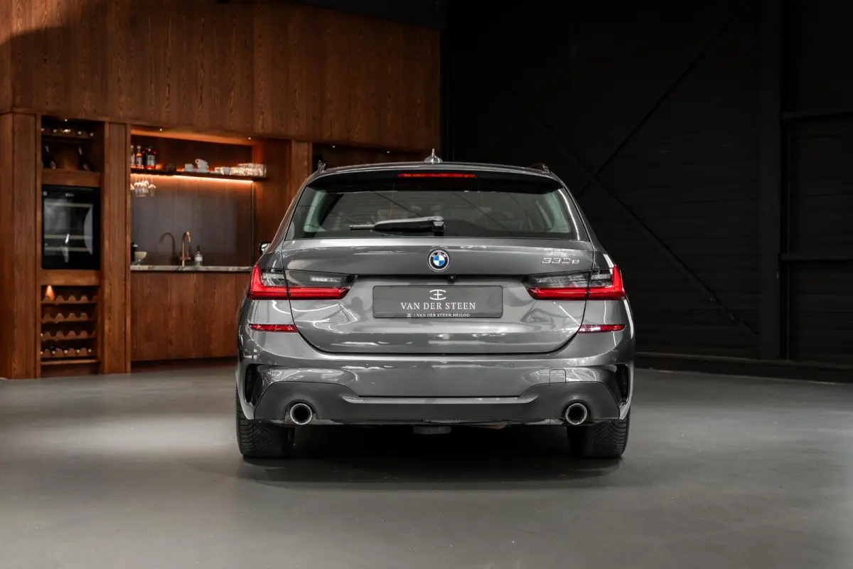 330e High Executive | M Sport | Alcantara Spotstoelen | Stuurwielverwarming