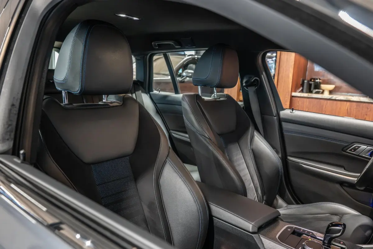 330e High Executive | M Sport | Alcantara Spotstoelen | Stuurwielverwarming