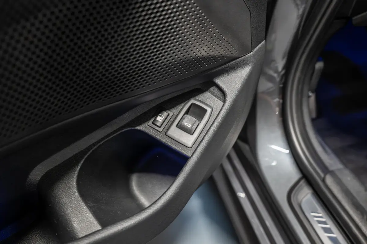 330e High Executive | M Sport | Alcantara Spotstoelen | Stuurwielverwarming
