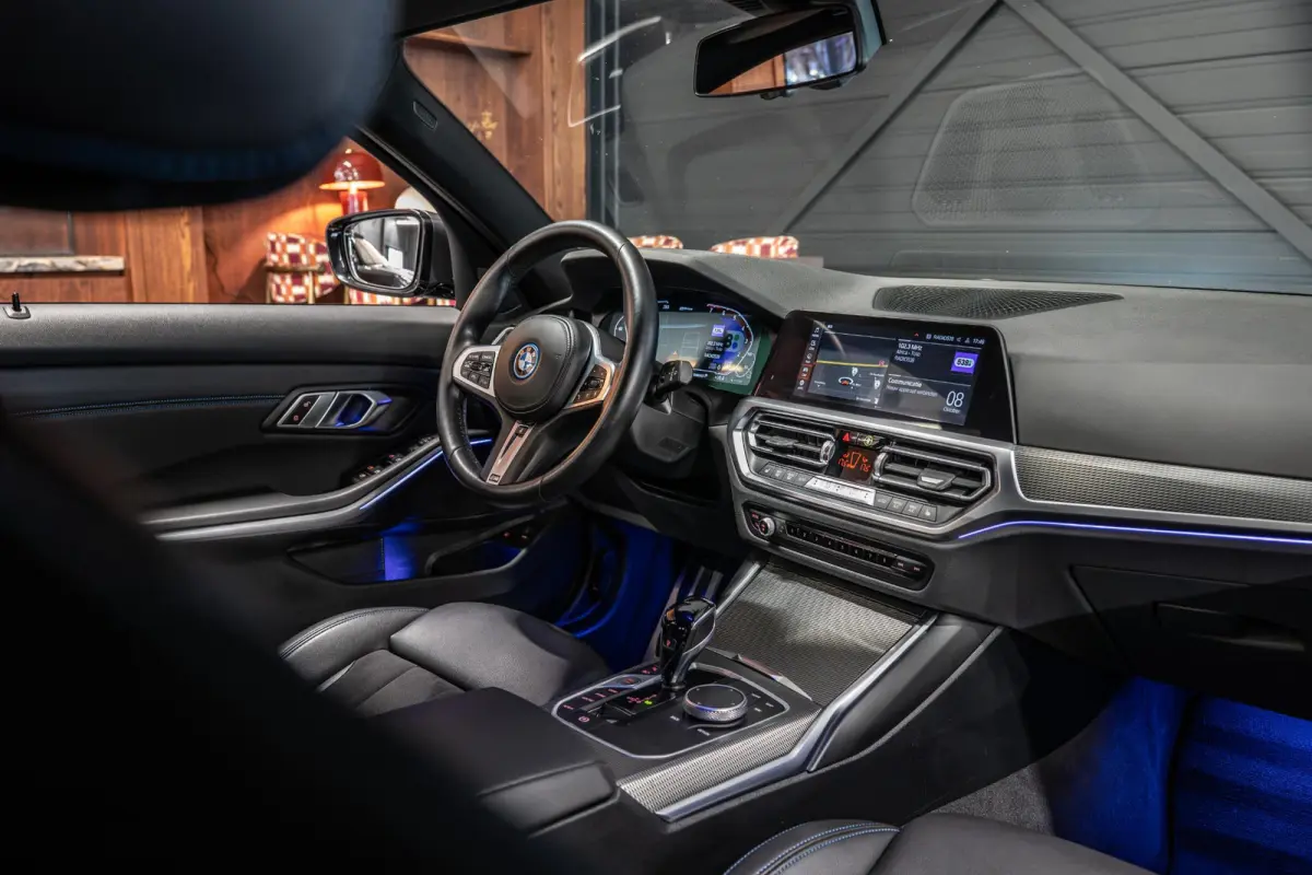 330e High Executive | M Sport | Alcantara Spotstoelen | Stuurwielverwarming