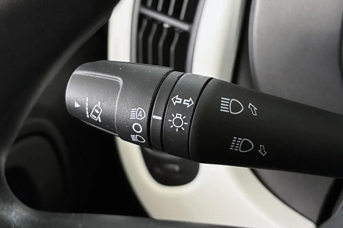 1.0 Hybrid Pandina Airco Apple CarPlay Cruise Control