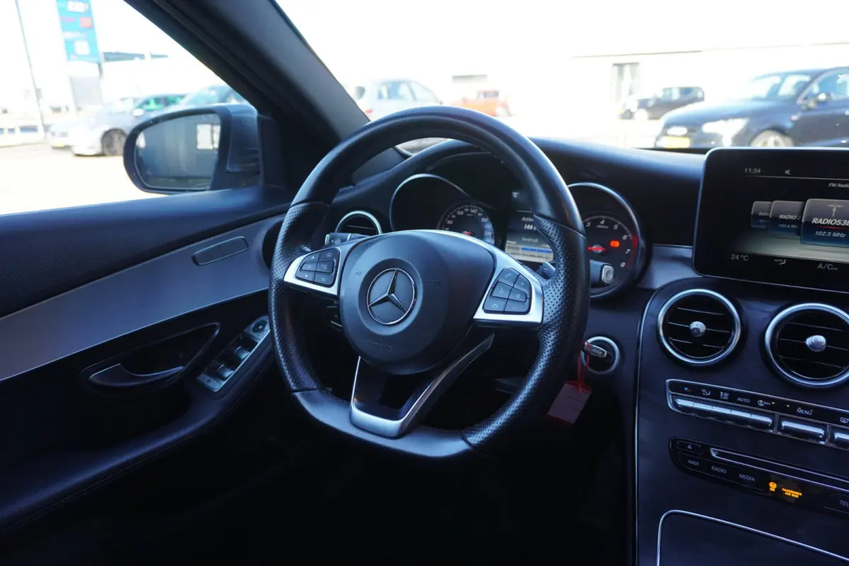 180 Sport Edition Premium Plus Automaat | Airco | Navigatie | Vol opties | Elek. pakket | Inruil mog