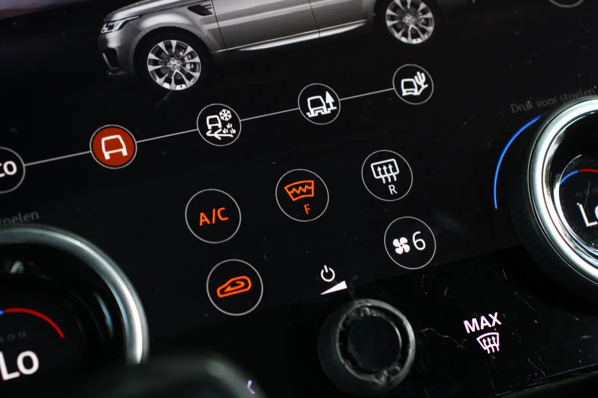 3.0 SDV6 HSE Dynamic | PANO DAK | LUXE LEDER | LED MATRIX | 21'' LMV | ADAPTIVE CRUISE | CARPLAY | STOELVERWARMING