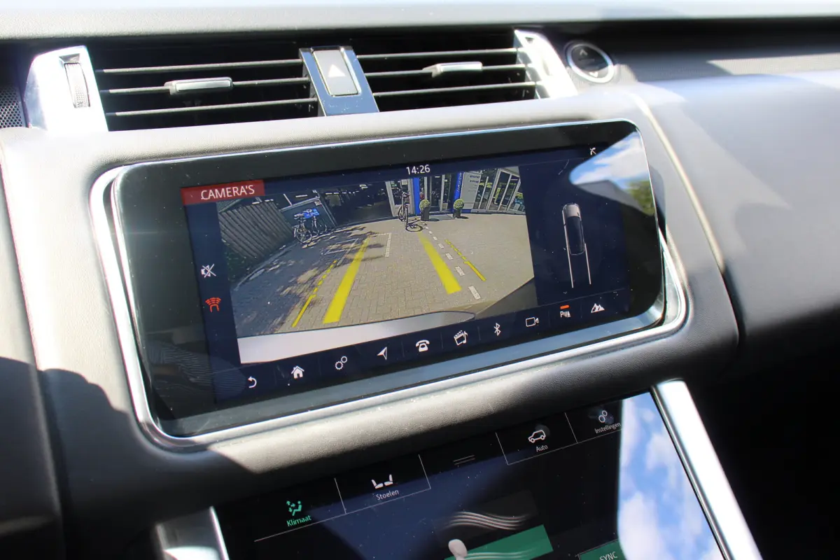 3.0 SDV6 HSE Dynamic | PANO DAK | LUXE LEDER | LED MATRIX | 21'' LMV | ADAPTIVE CRUISE | CARPLAY | STOELVERWARMING