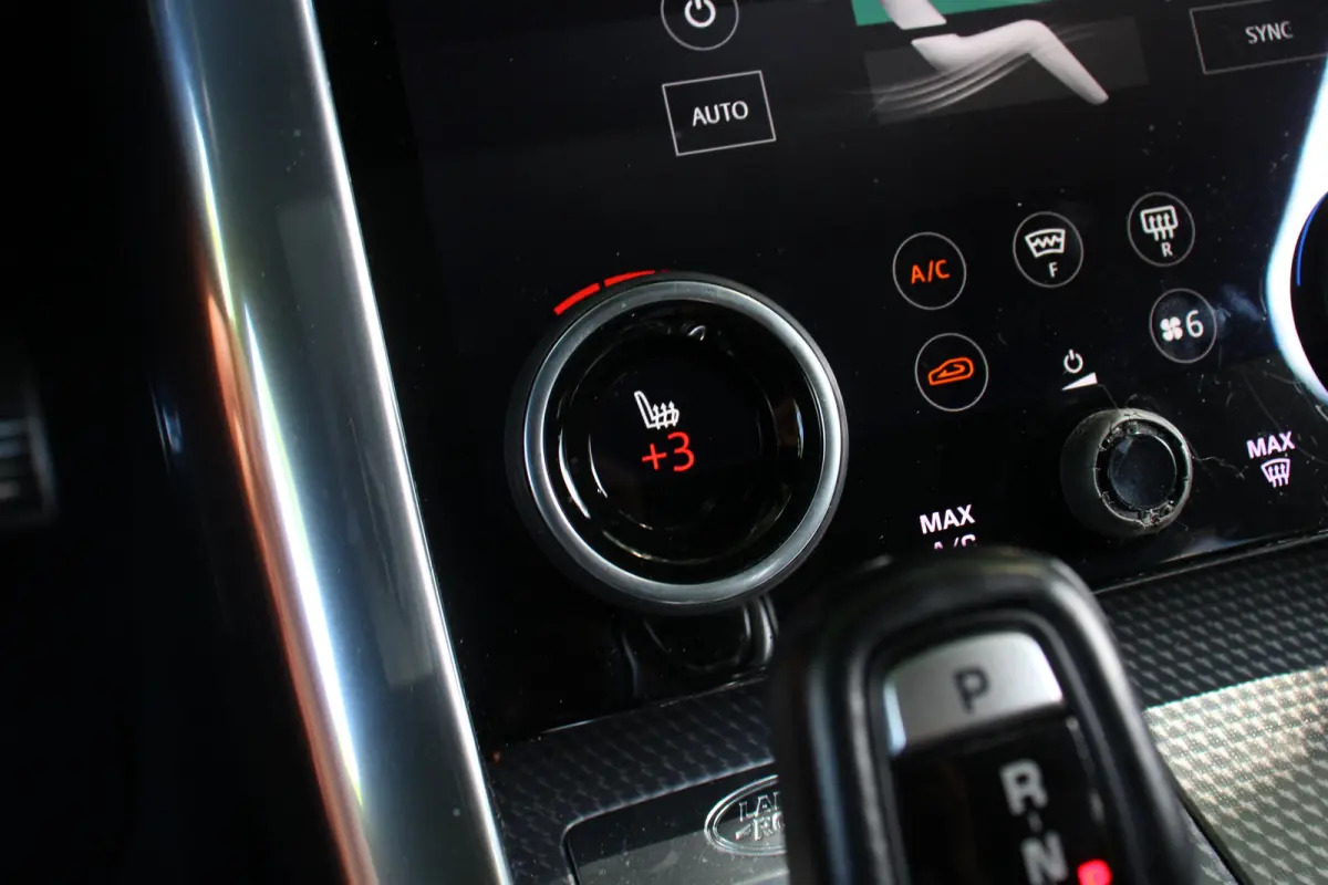 3.0 SDV6 HSE Dynamic | PANO DAK | LUXE LEDER | LED MATRIX | 21'' LMV | ADAPTIVE CRUISE | CARPLAY | STOELVERWARMING