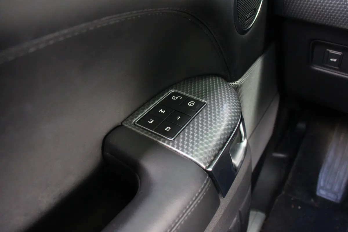 3.0 SDV6 HSE Dynamic | PANO DAK | LUXE LEDER | LED MATRIX | 21'' LMV | ADAPTIVE CRUISE | CARPLAY | STOELVERWARMING