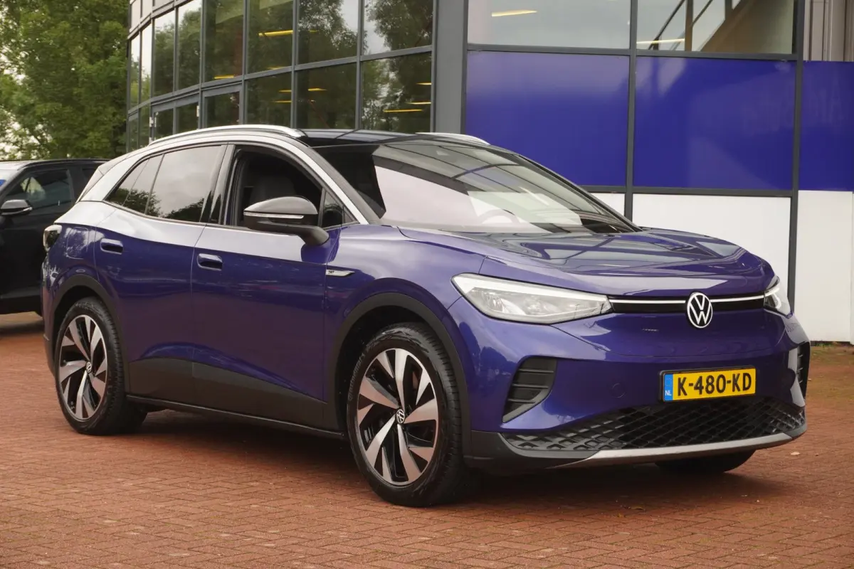 First 77 kWh+Led+Navigatie+Camera+Leder+trekhaak+20"Lmv+ 88% SOH DECEMB 2020= RIJKLAAR !!