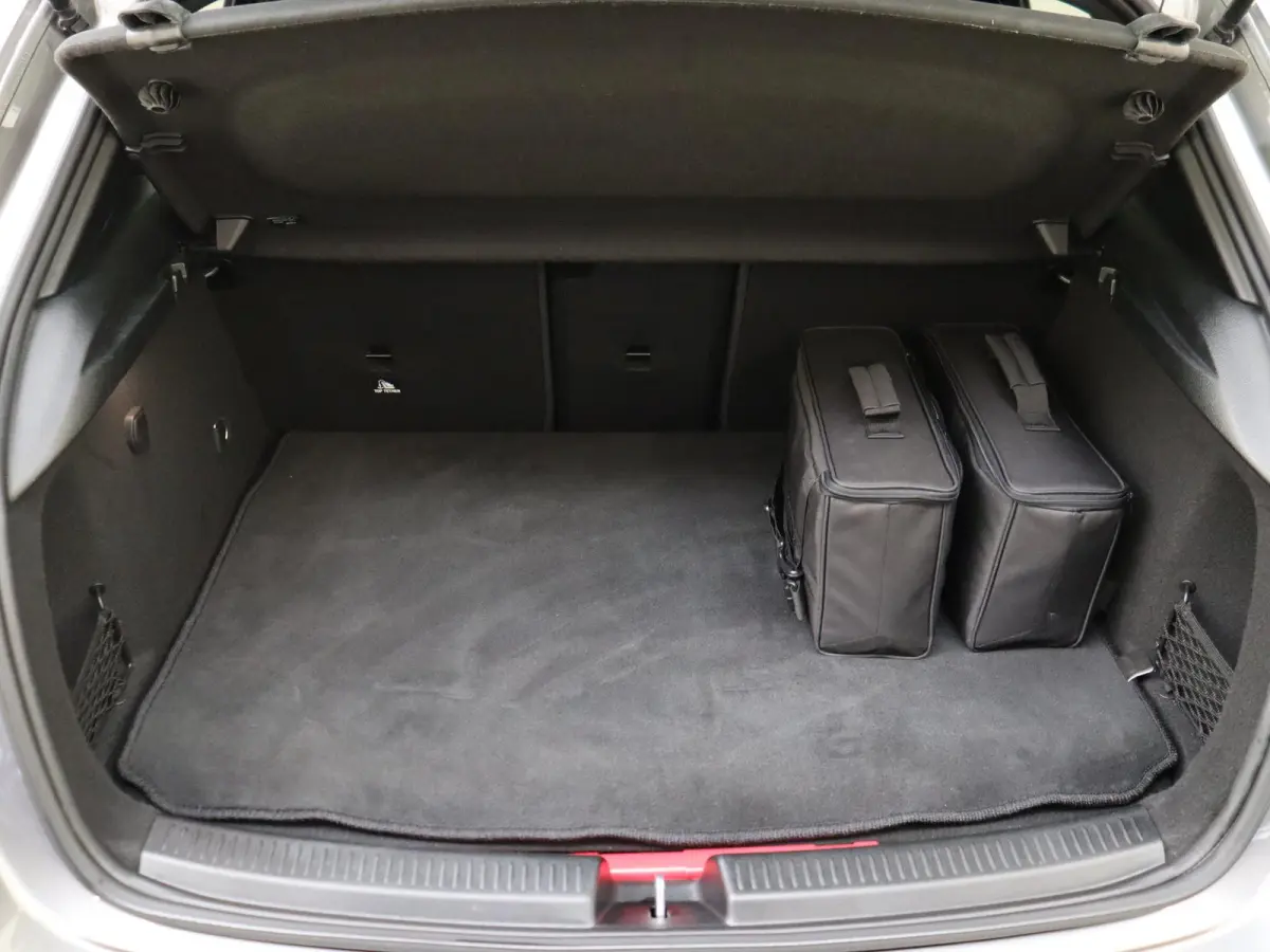 250 e Business Solution AMG Limited / Night-Pakket / Panaromadak /