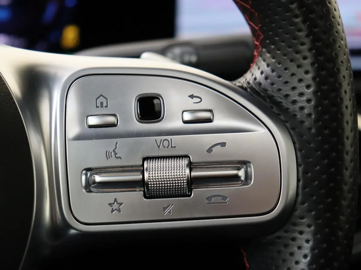 250 e Business Solution AMG Limited / Night-Pakket / Panaromadak /