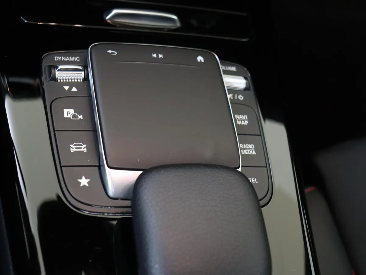 250 e Business Solution AMG Limited / Night-Pakket / Panaromadak /