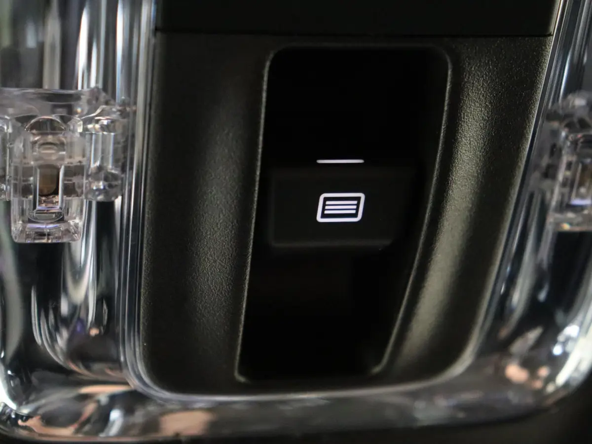 250 e Business Solution AMG Limited / Night-Pakket / Panaromadak /