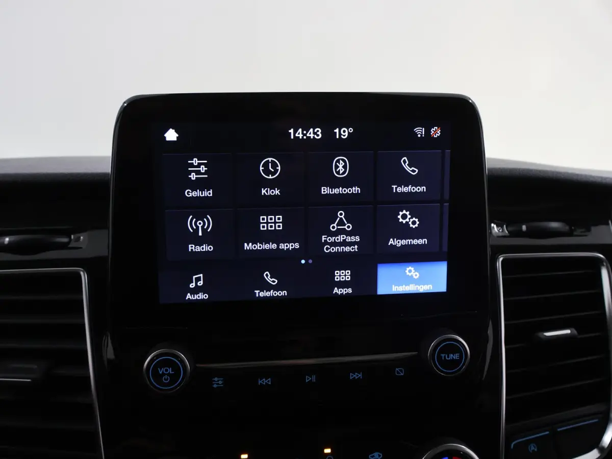 290 | 2.0 TDCI | AUT. | L1 H1 | SPORT | TREKHAAK | PARKEERCAMERA | APPLE CARPLAY | STOELVERWARMING | 2-ZITS | CRUISE CONTROL