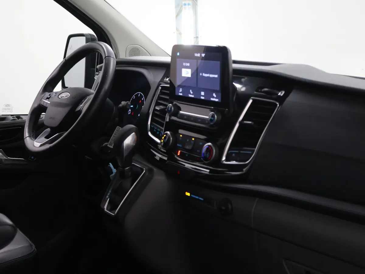 290 | 2.0 TDCI | AUT. | L1 H1 | SPORT | TREKHAAK | PARKEERCAMERA | APPLE CARPLAY | STOELVERWARMING | 2-ZITS | CRUISE CONTROL