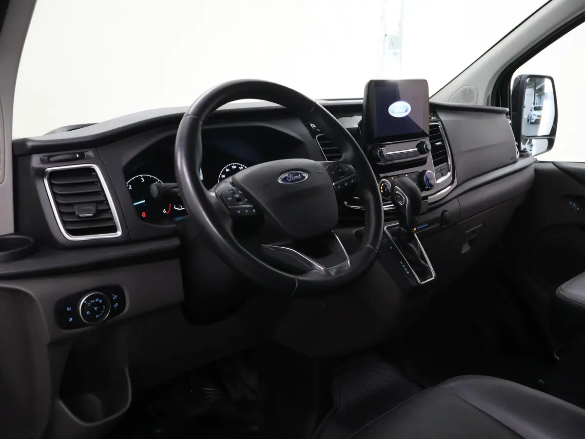 290 | 2.0 TDCI | AUT. | L1 H1 | SPORT | TREKHAAK | PARKEERCAMERA | APPLE CARPLAY | STOELVERWARMING | 2-ZITS | CRUISE CONTROL