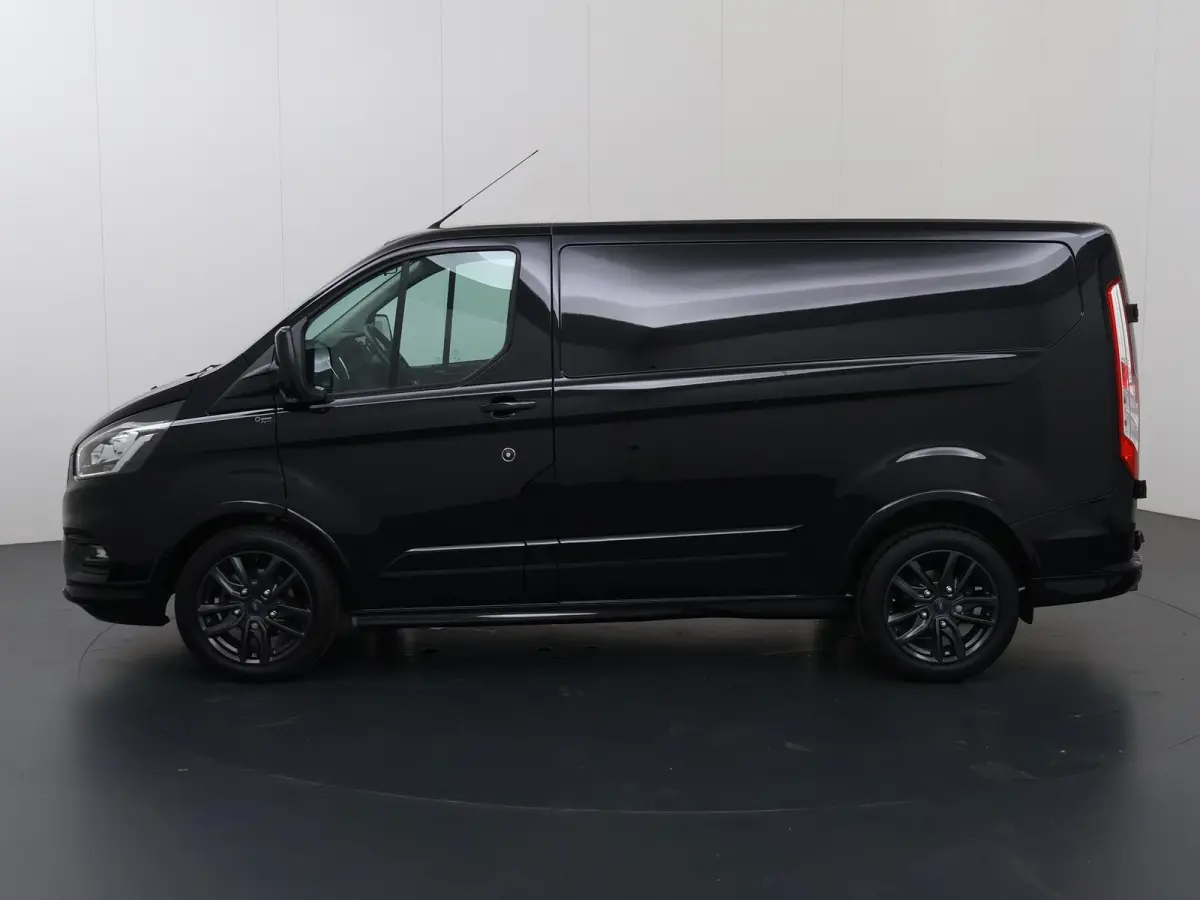 290 | 2.0 TDCI | AUT. | L1 H1 | SPORT | TREKHAAK | PARKEERCAMERA | APPLE CARPLAY | STOELVERWARMING | 2-ZITS | CRUISE CONTROL