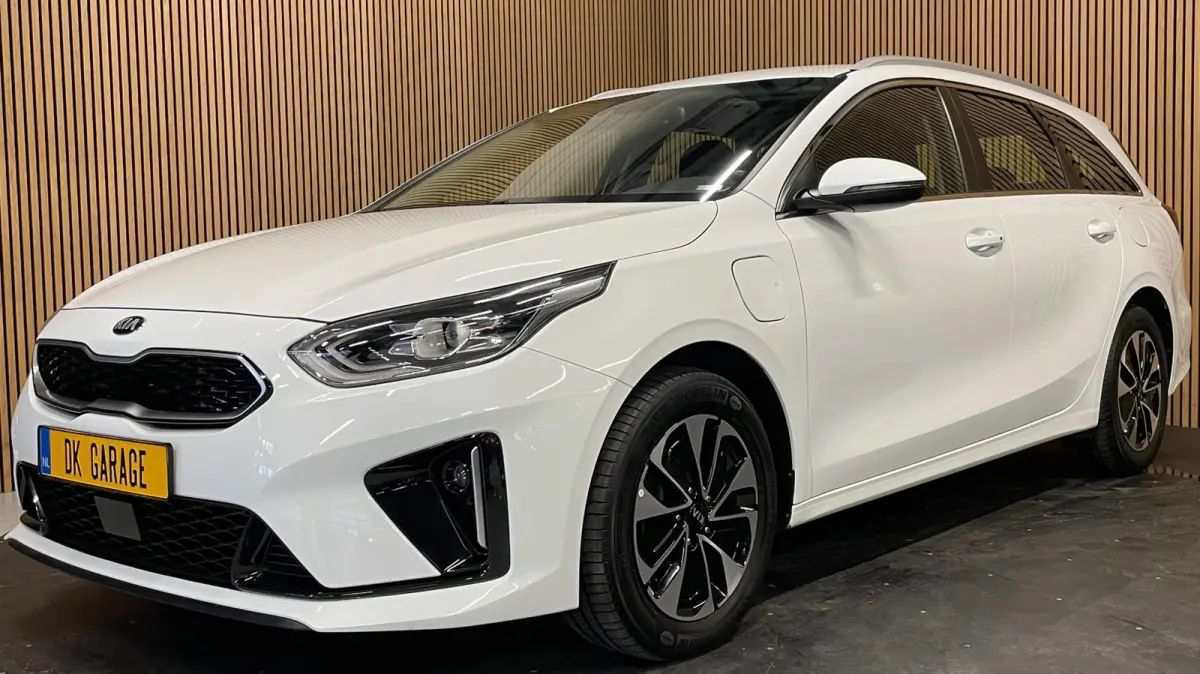 1.6 GDI PHEV DynamicLine|AFN. TREKHAAK|ACC|STOEL+STUURVERW|CARPLAY|CAMERA|CRUISE+CLIMA|INCL. BTW|1e EIGENAAR|