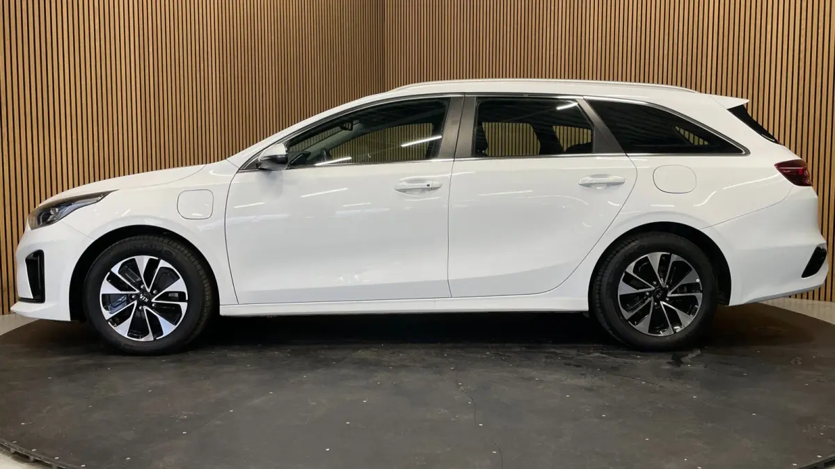 1.6 GDI PHEV DynamicLine|AFN. TREKHAAK|ACC|STOEL+STUURVERW|CARPLAY|CAMERA|CRUISE+CLIMA|INCL. BTW|1e EIGENAAR|