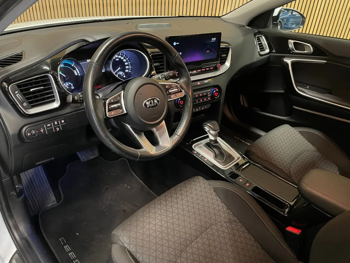 1.6 GDI PHEV DynamicLine|AFN. TREKHAAK|ACC|STOEL+STUURVERW|CARPLAY|CAMERA|CRUISE+CLIMA|INCL. BTW|1e EIGENAAR|