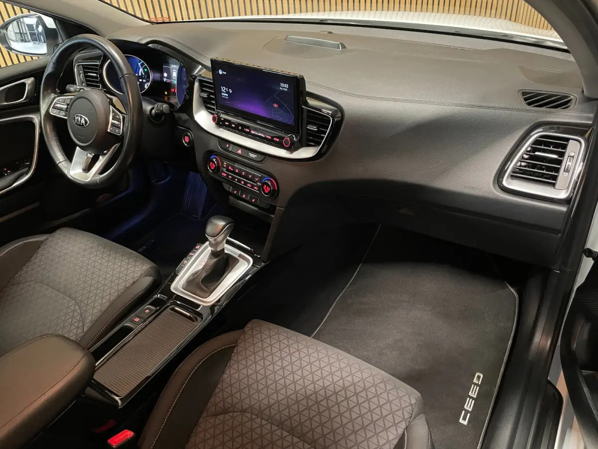 1.6 GDI PHEV DynamicLine|AFN. TREKHAAK|ACC|STOEL+STUURVERW|CARPLAY|CAMERA|CRUISE+CLIMA|INCL. BTW|1e EIGENAAR|