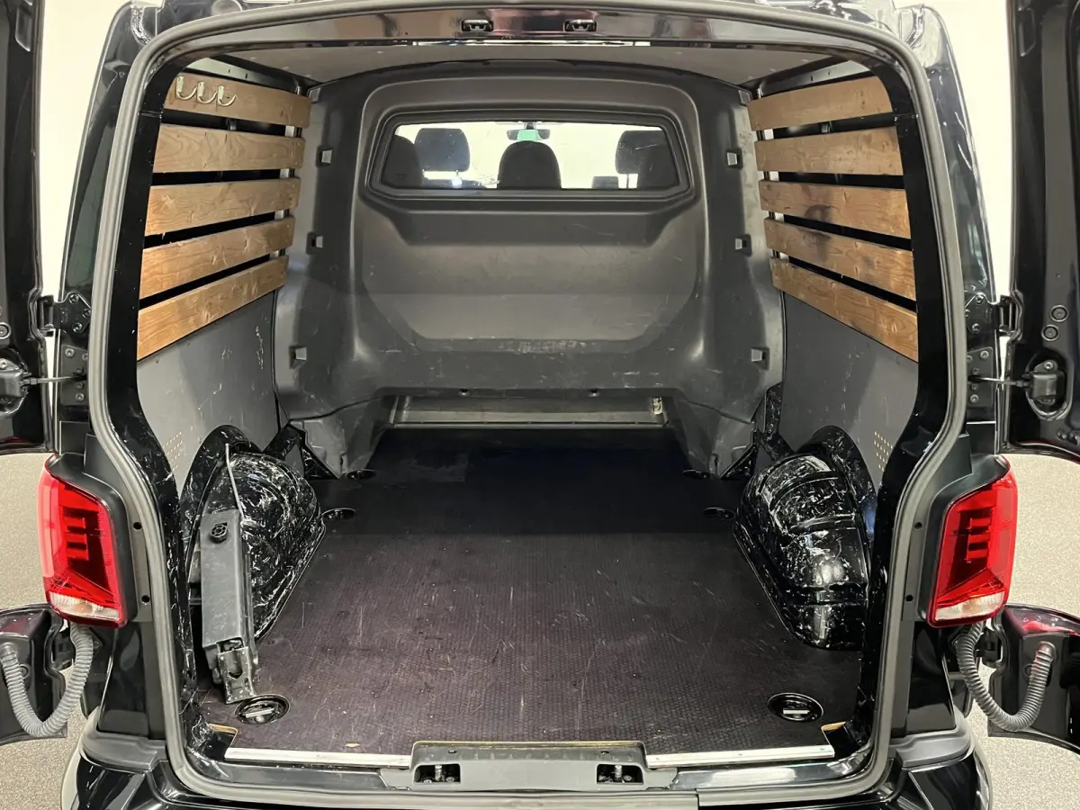 2.0 TDI L2H1 Highline Automaat Airco Cruise Control Apple Carplay/Android Auto Trekhaak Parkeersensoren