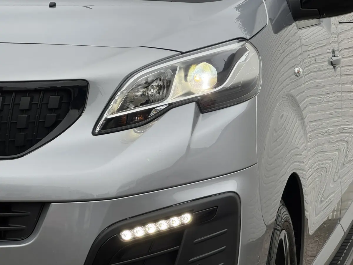 2.0 BlueHDI 180 Long Sport MARGE Automaat Trekhaak Leder Camera CarPlay Navigatie Cruise