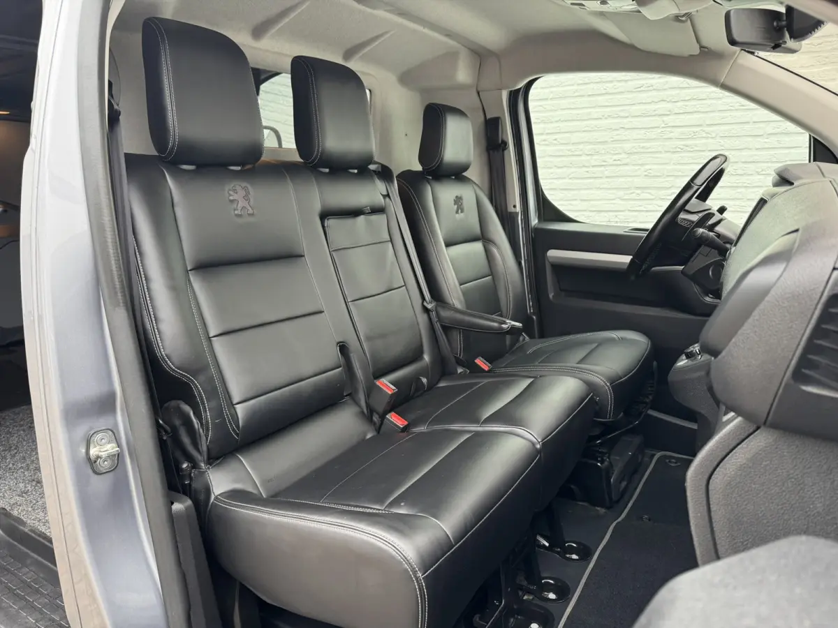 2.0 BlueHDI 180 Long Sport MARGE Automaat Trekhaak Leder Camera CarPlay Navigatie Cruise