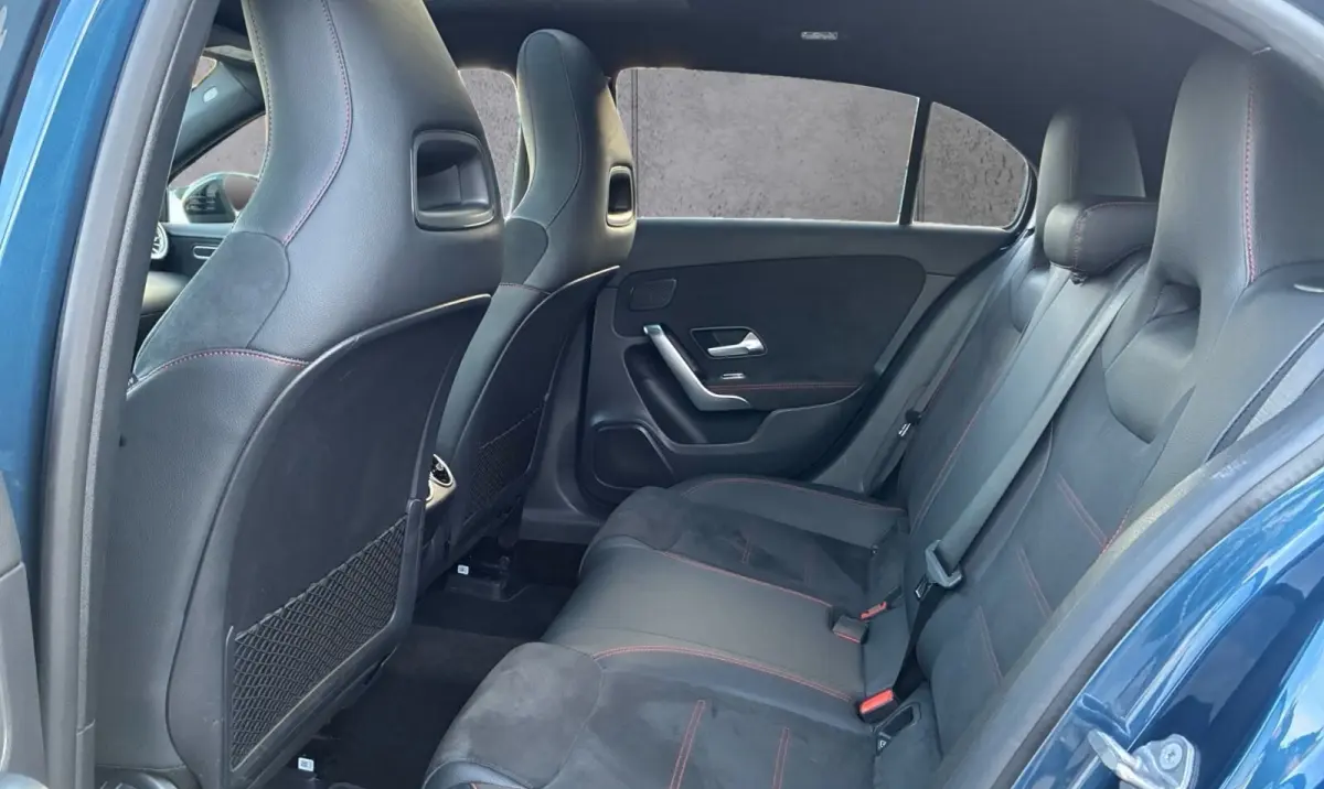 250e AMG ** NIGHT, MBUX+, PANO, TREKH, HuD, 2-Zone CLIMA, 19-inch LMV,  ** 1e EIG - UNFALLFREI ** ** INFORMEER OOK NAAR ONZE AANTREKKELIJKE FINANCIAL-LEASE TARIEVEN **