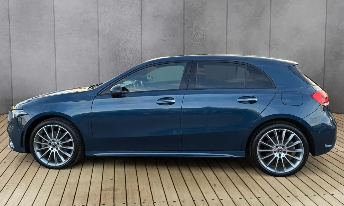250e AMG ** NIGHT, MBUX+, PANO, TREKH, HuD, 2-Zone CLIMA, 19-inch LMV,  ** 1e EIG - UNFALLFREI ** ** INFORMEER OOK NAAR ONZE AANTREKKELIJKE FINANCIAL-LEASE TARIEVEN **