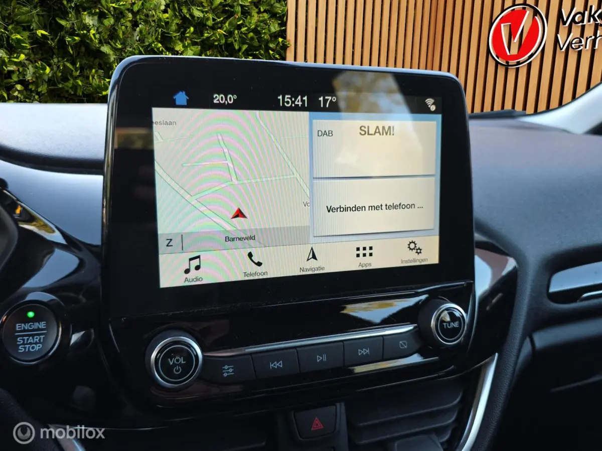 1.0 EcoBoost Titanium ✅Carplay ✅Camera ✅Winterpack