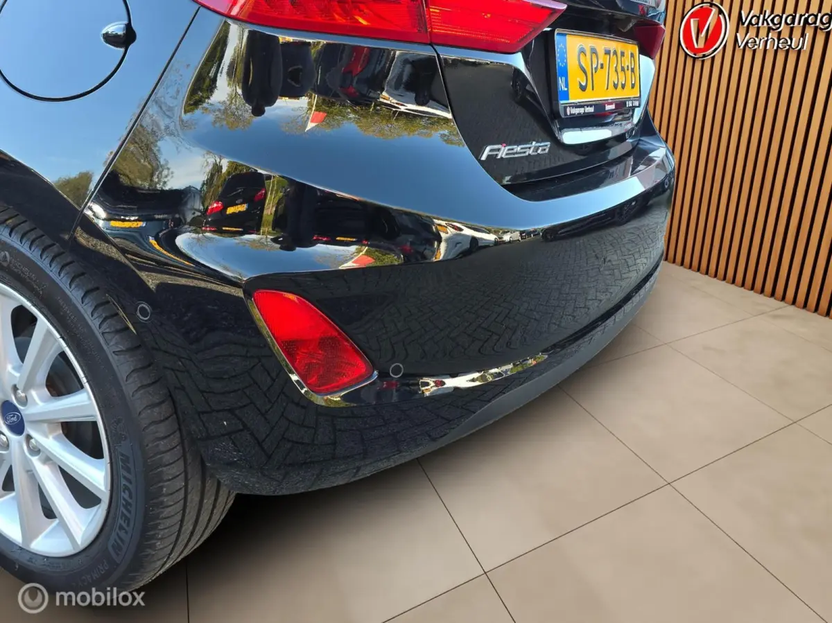 1.0 EcoBoost Titanium ✅Carplay ✅Camera ✅Winterpack