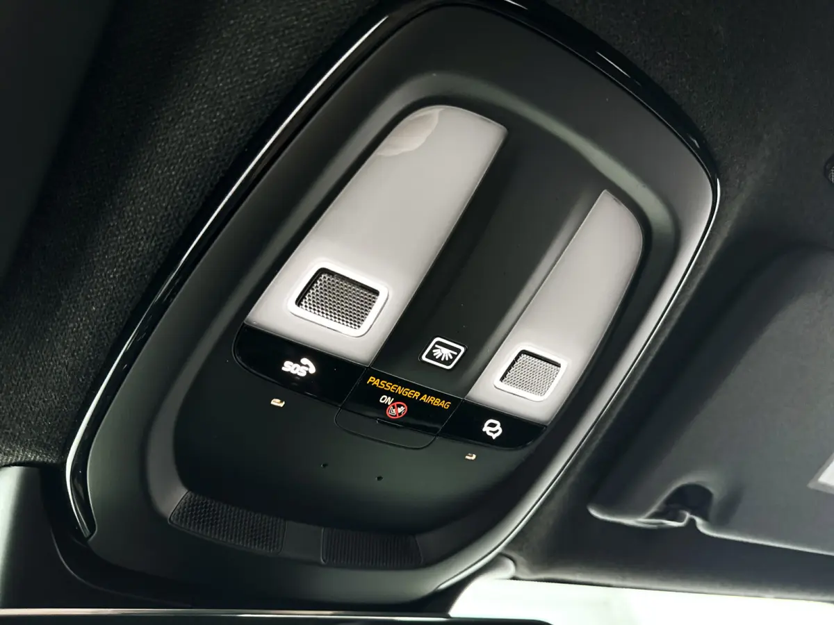 Single Motor Extended Range Plus 82 kWh | Parkeercamera | Stoel- en stuurverwarming