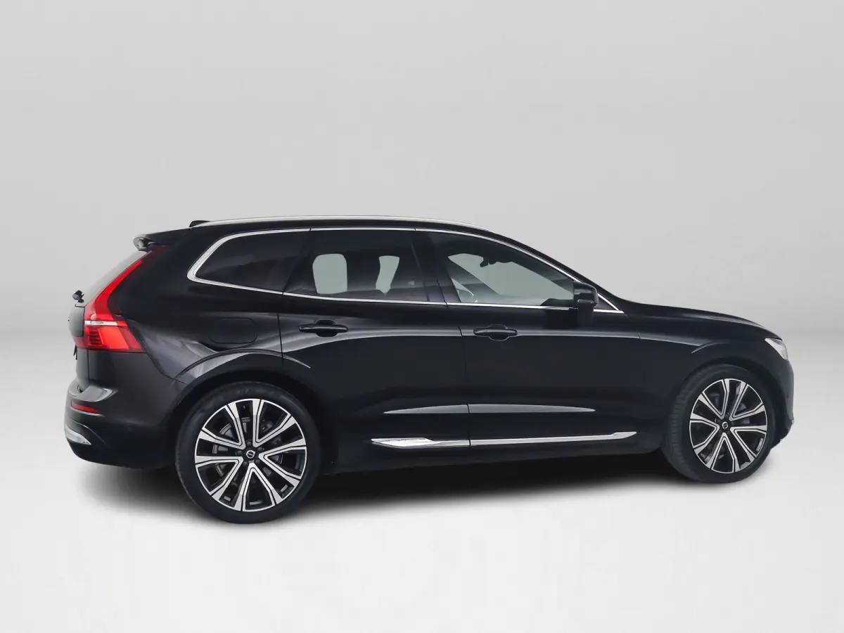 T8 Plug-in hybrid AWD R-Design | Panoramadak | 360° camera | Bowers & Wilkins | Luchtvering | Stoelventilatie | Stoel- en stuurverwarming | Trekhaak