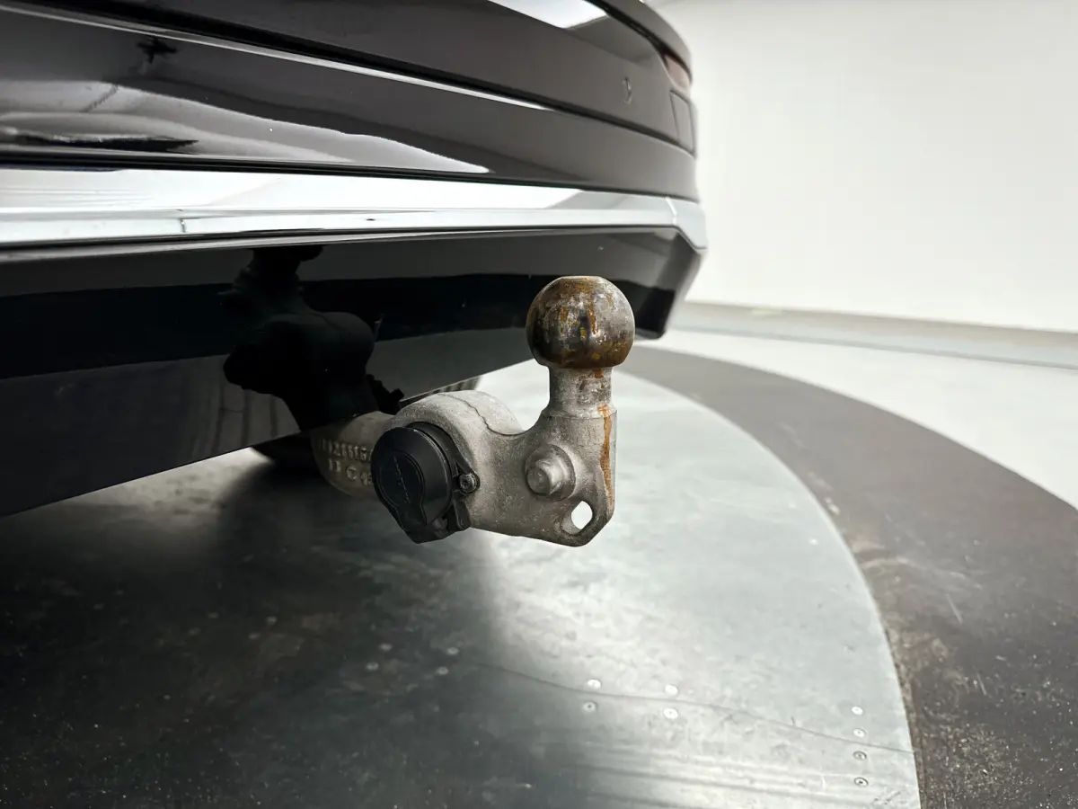 T8 Plug-in hybrid AWD R-Design | Panoramadak | 360° camera | Bowers & Wilkins | Luchtvering | Stoelventilatie | Stoel- en stuurverwarming | Trekhaak