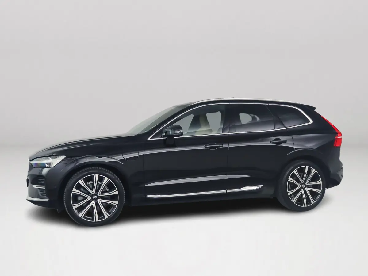 T8 Plug-in hybrid AWD R-Design | Panoramadak | 360° camera | Bowers & Wilkins | Luchtvering | Stoelventilatie | Stoel- en stuurverwarming | Trekhaak