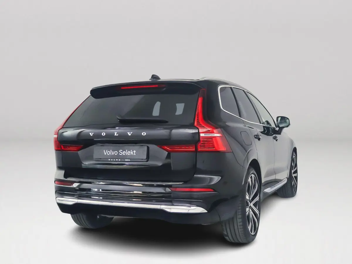 T8 Plug-in hybrid AWD R-Design | Panoramadak | 360° camera | Bowers & Wilkins | Luchtvering | Stoelventilatie | Stoel- en stuurverwarming | Trekhaak