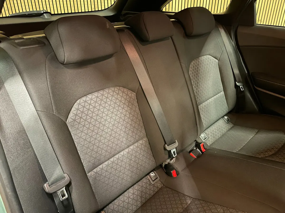1.5 T-GDi DynamicLine|160 PK|AUTOMAAT|ACC|CARPLAY|ANDROID|STOEL+STUURVERW|CAMERA|CRUISE+CLIMA|1E EIG|INCL.BTW