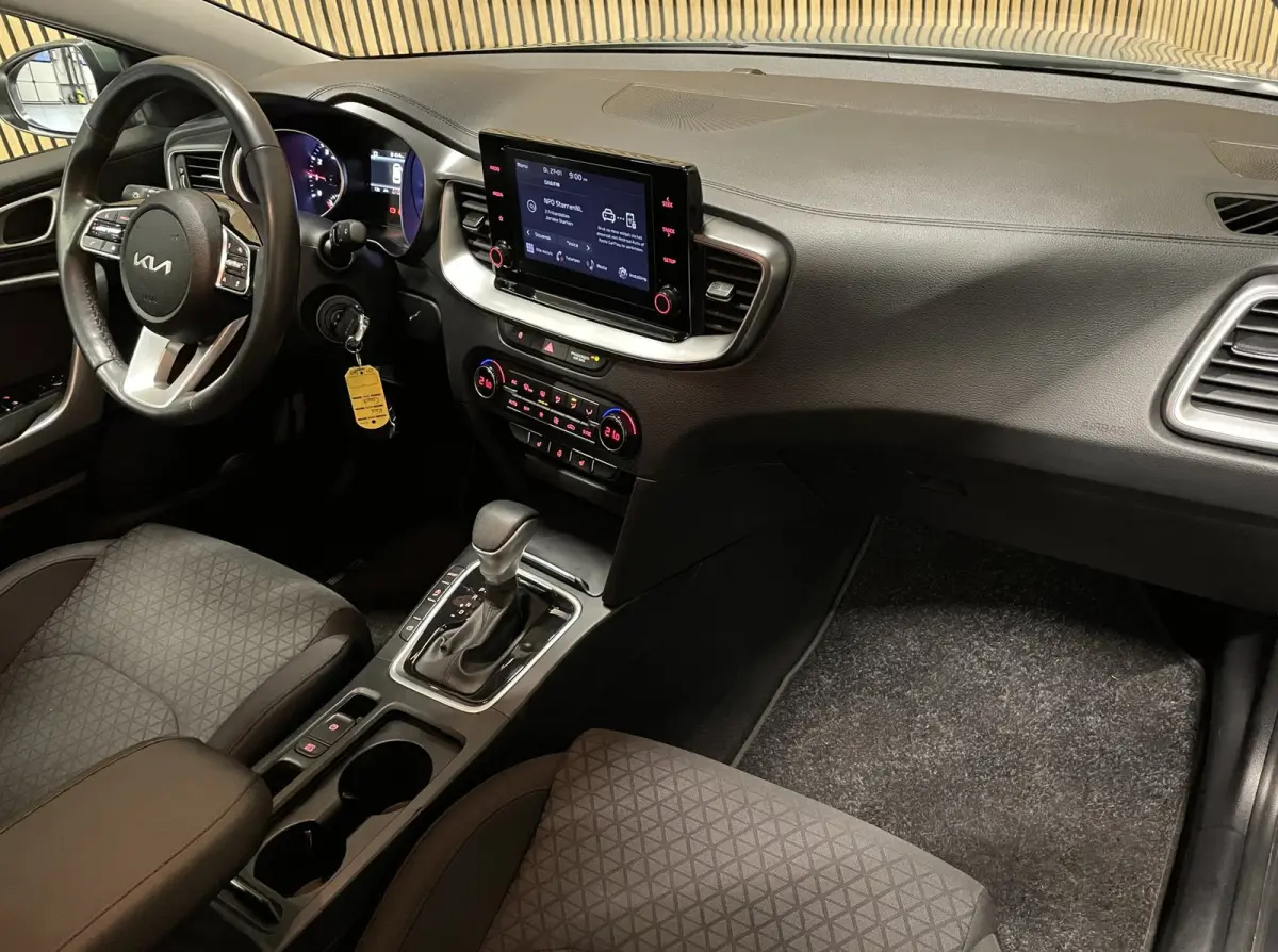1.5 T-GDi DynamicLine|160 PK|AUTOMAAT|ACC|CARPLAY|ANDROID|STOEL+STUURVERW|CAMERA|CRUISE+CLIMA|1E EIG|INCL.BTW