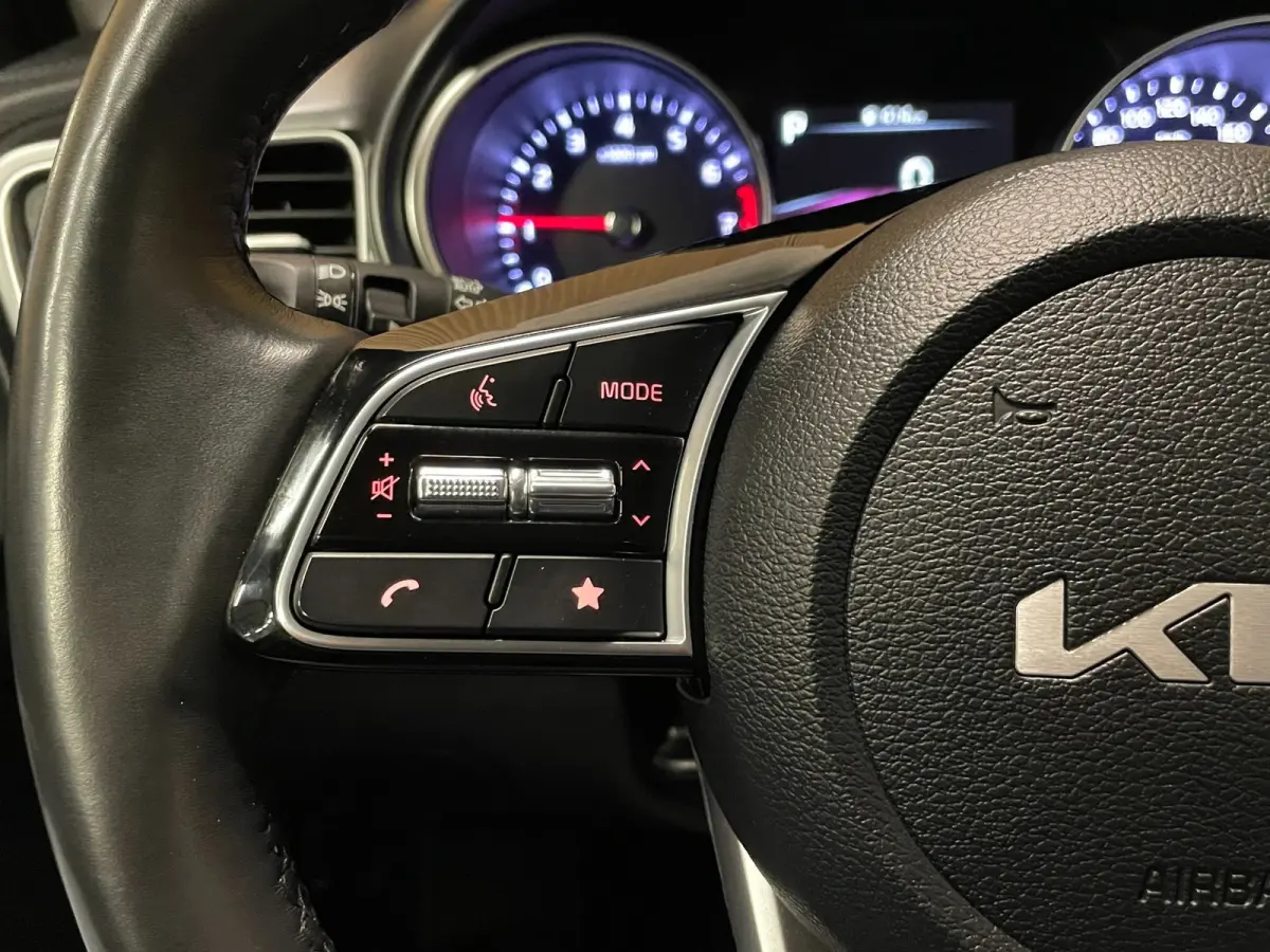 1.5 T-GDi DynamicLine|160 PK|AUTOMAAT|ACC|CARPLAY|ANDROID|STOEL+STUURVERW|CAMERA|CRUISE+CLIMA|1E EIG|INCL.BTW