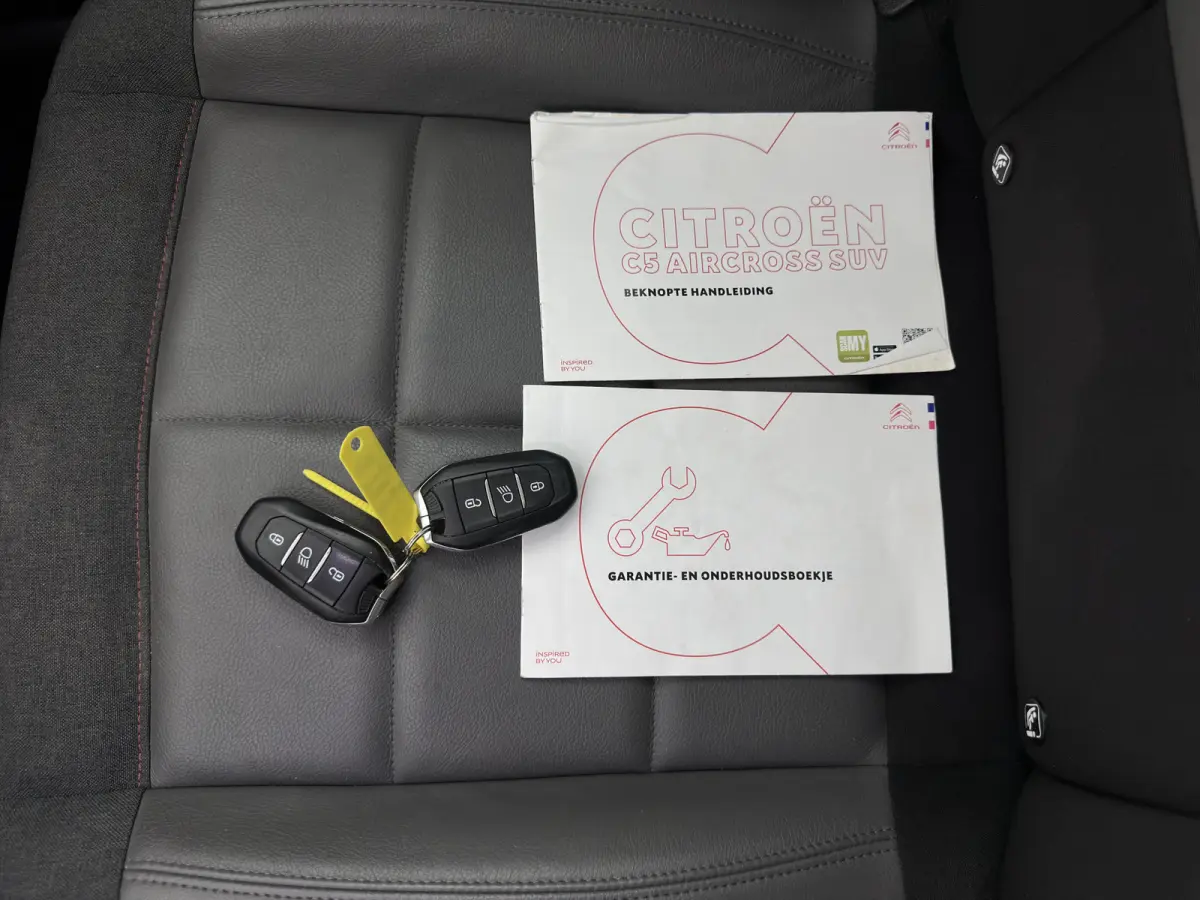 1.6 Plug-in Hybrid 225 Business Plus (Plug-in) Aut. *LEATHER-FABRIC | NAVI-FULLMAP | FULL-LED | KEYLESS | TOPVIEW | ECC | PRIVACY-GLASS | PDC | CRUISE | DAB | DIGI-COCKPIT | CARPLAY |  LANE-