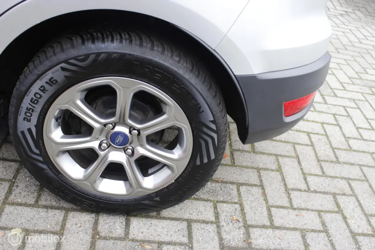 1.0 EcoBoost Titanium