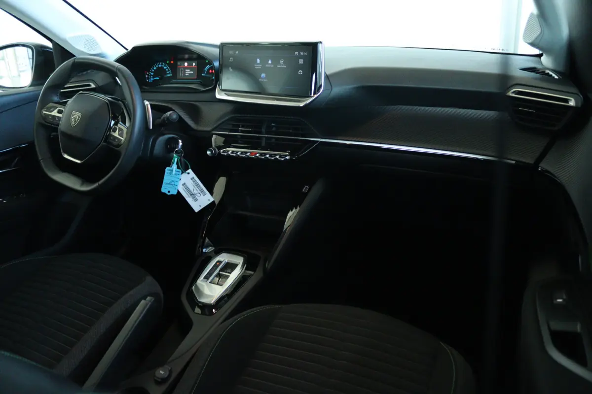 Hybrid 110 e-DCS6 Active | Cruise Control | Carplay | LED | Airco | Parkeersensoren | Eleklektrische Ramen