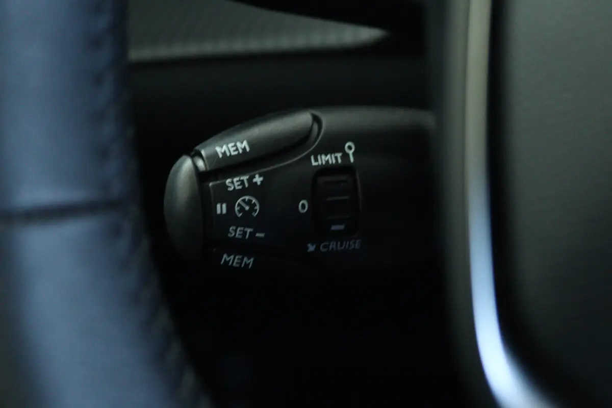 E-Style Limited 50 kWh | SOH 100% | Cruise Control | Stoelverwarming | Warmtepomp | Carplay | Parkeersensoren | LED