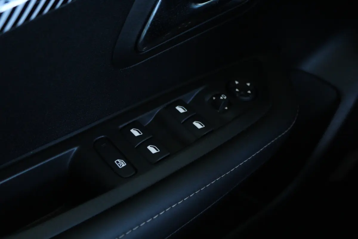 E-Style Limited 50 kWh | SOH 100% | Cruise Control | Stoelverwarming | Warmtepomp | Carplay | Parkeersensoren | LED