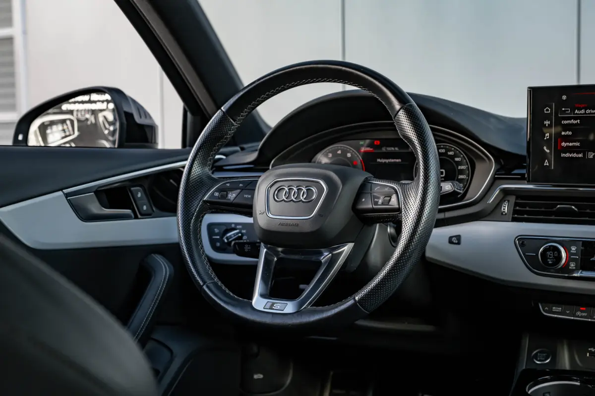 35 TFSI S edition 150PK | Adaptieve Cruise Control | Elek. Inklapbare Spiegels | Zwart optiekpakket Plus | Assistentie Pakket Tour