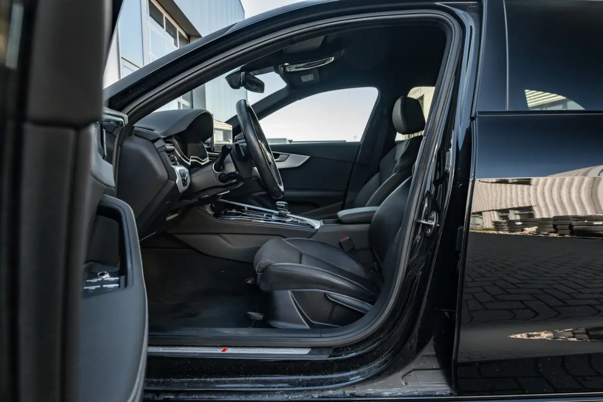 35 TFSI S edition 150PK | Adaptieve Cruise Control | Elek. Inklapbare Spiegels | Zwart optiekpakket Plus | Assistentie Pakket Tour