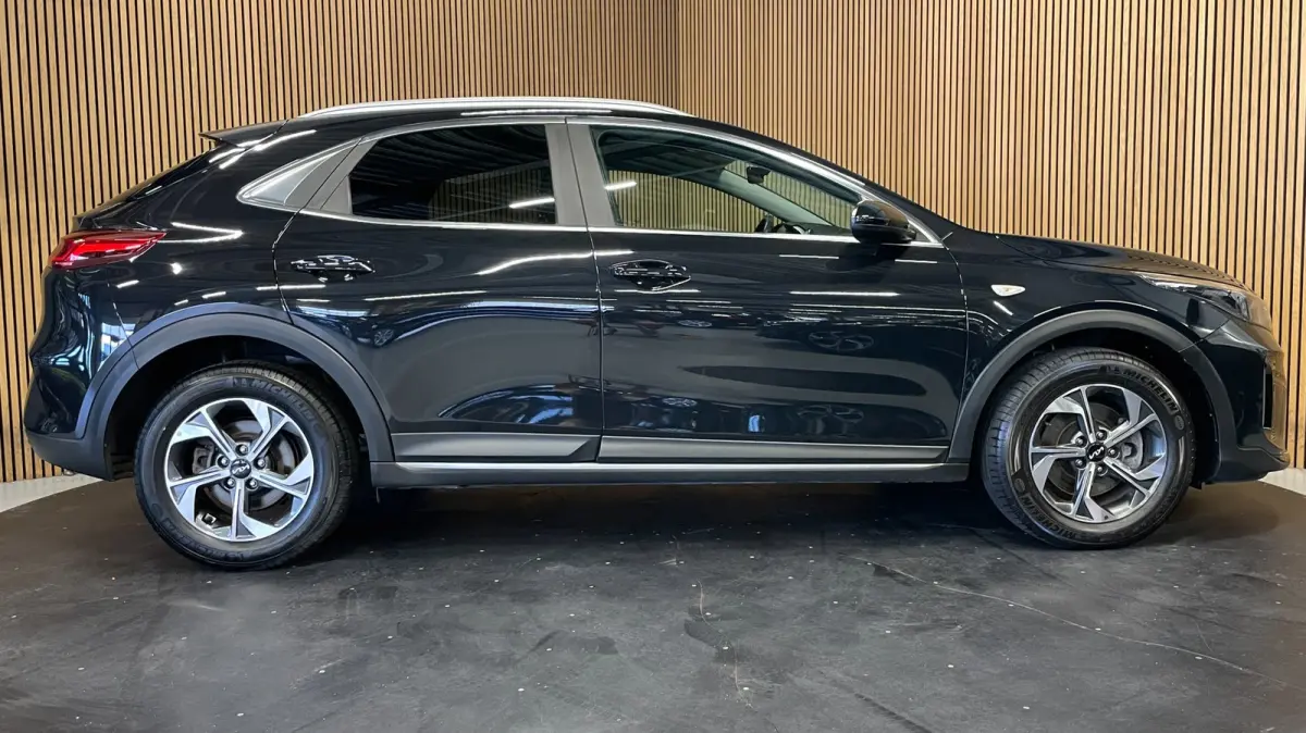 1.0 T-GDi DynamicLine|120PK|FACELIFT|APPLE CARPLAY|ANDROID AUTO|STOEL-,STUURVERW|CAMERA|CRUISE,CLIMATE|1E EIG.|INCL.BTW|