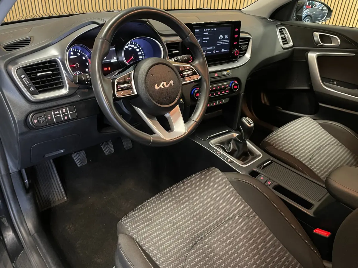 1.0 T-GDi DynamicLine|120PK|FACELIFT|APPLE CARPLAY|ANDROID AUTO|STOEL-,STUURVERW|CAMERA|CRUISE,CLIMATE|1E EIG.|INCL.BTW|